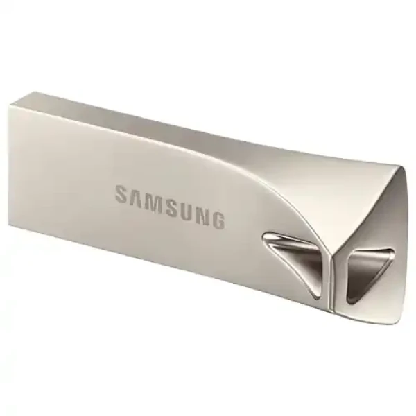 https://www.mobilezone.rs/images/products/big/100621.webp