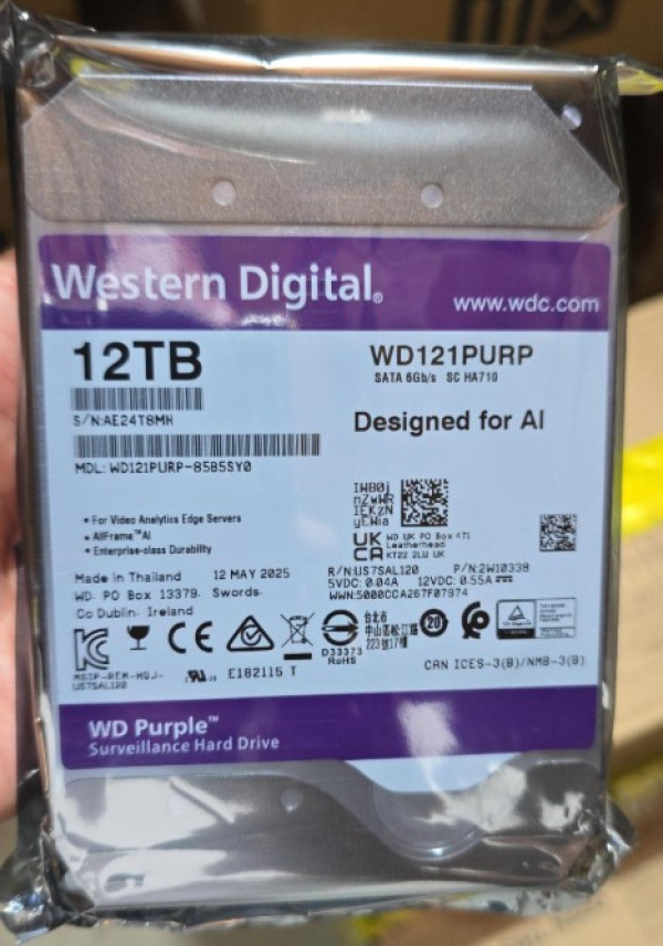 https://www.mobilezone.rs/images/products/big/116528.jpg