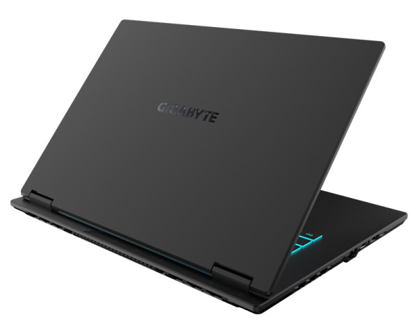 GIGABYTE A16 CWH 16 inch FHD+ 165Hz 300nits i7-13620H 16GB 1TB SSD GeForce RTX 5070 8GB Backlit gaming laptop 
