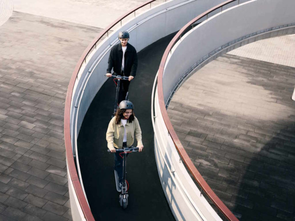 Elektricni Trotinet SEGWAY NINEBOT F3 E  